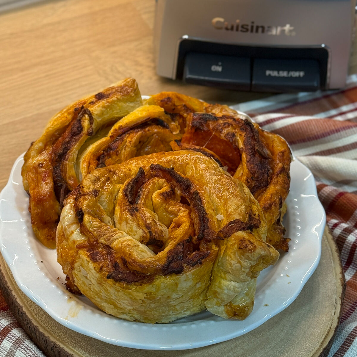 Cheesy Jumbo Pinwheels-1