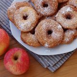Air Fryer Apple Cinnamon Rings-1