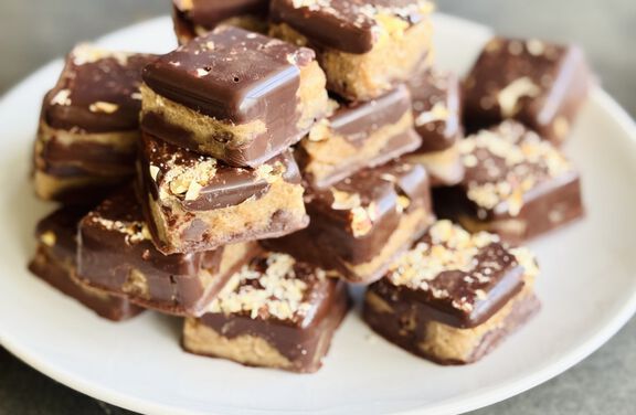 Healthier Hazelnut Caramel Bites