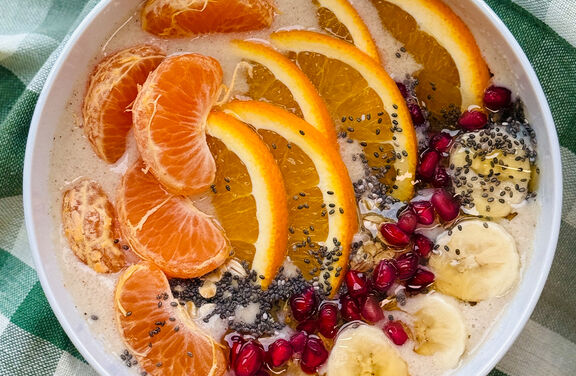 Winter Citrus Smoothie Bowl