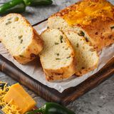 No-Knead Cheesy Jalapeño Bread-1