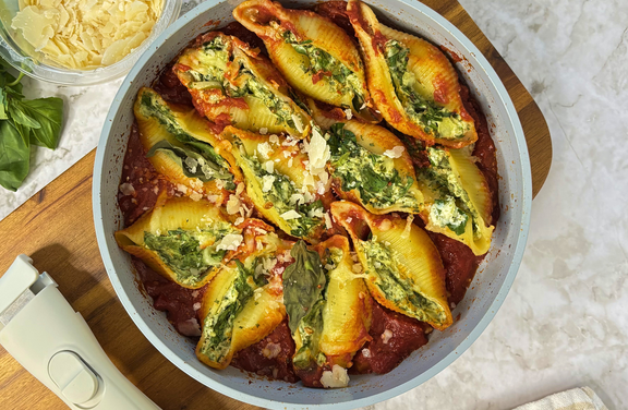 Ricotta Stuffed Shells with Spinach & Tomato&nbsp;